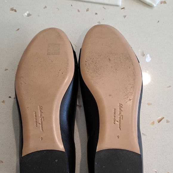 Salvatore Ferragamo Varina Black Flats with Gold Accent - Picture 10 of 13